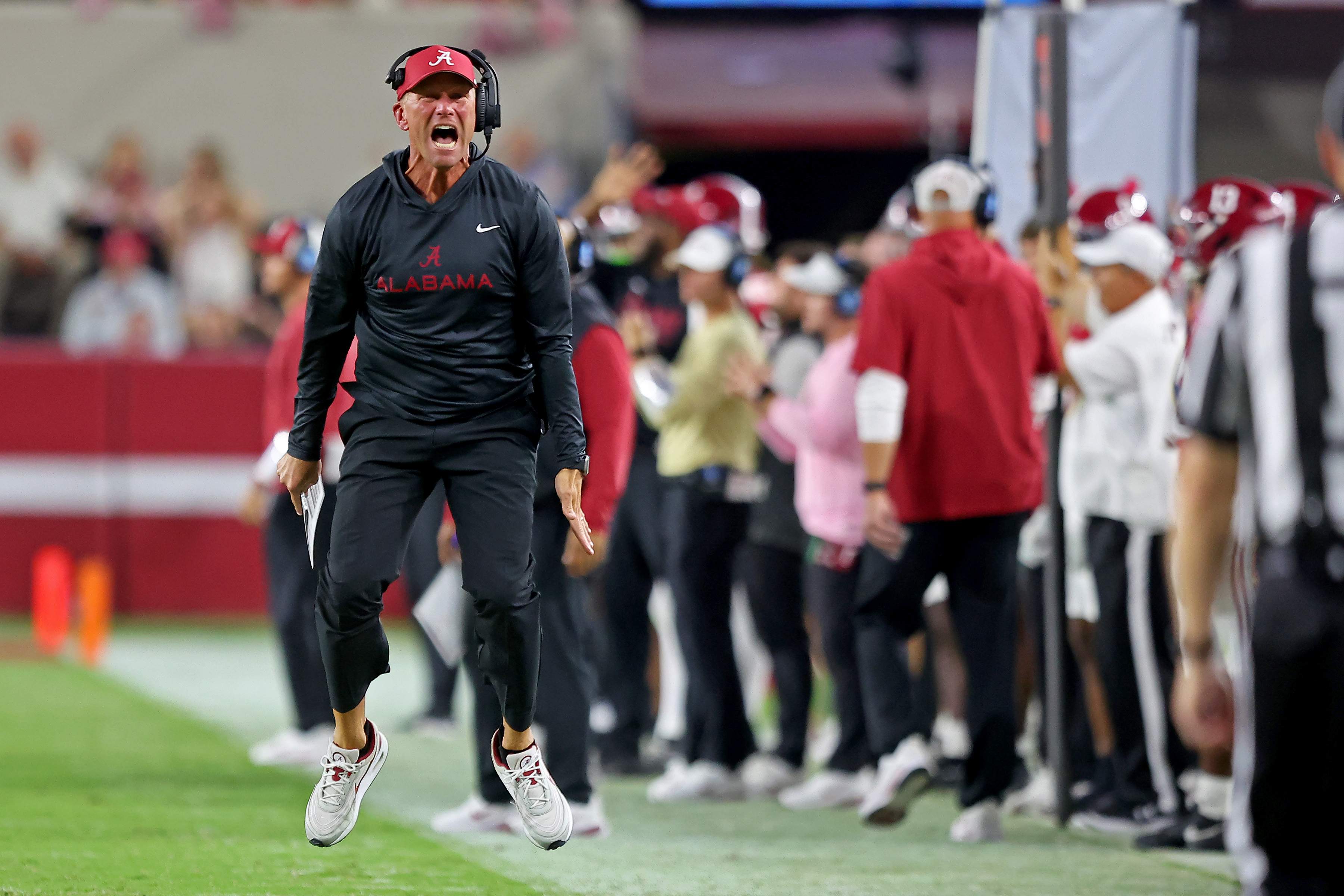 No. 7 Alabama Faces No. 16 Mississippi State in Undefeated SEC Clash