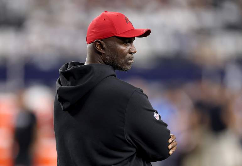 Tampa Bay Buccaneers v Dallas Cowboys