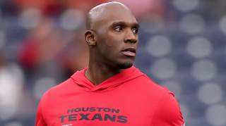 Texans Add Former Buccaneers EDGE & Cut 500-Tackle Linebacker