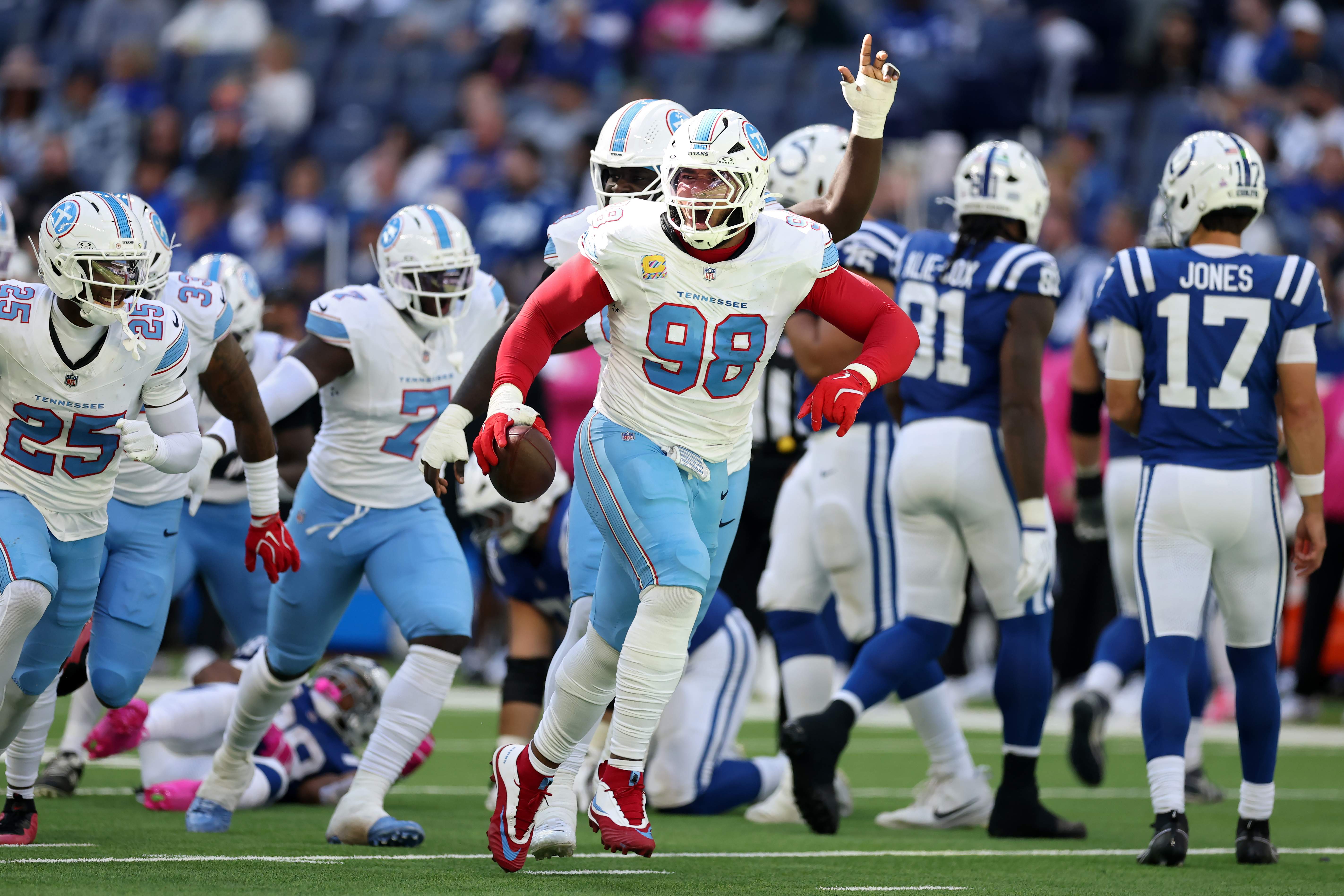 Tennessee Titans v Indianapolis Colts