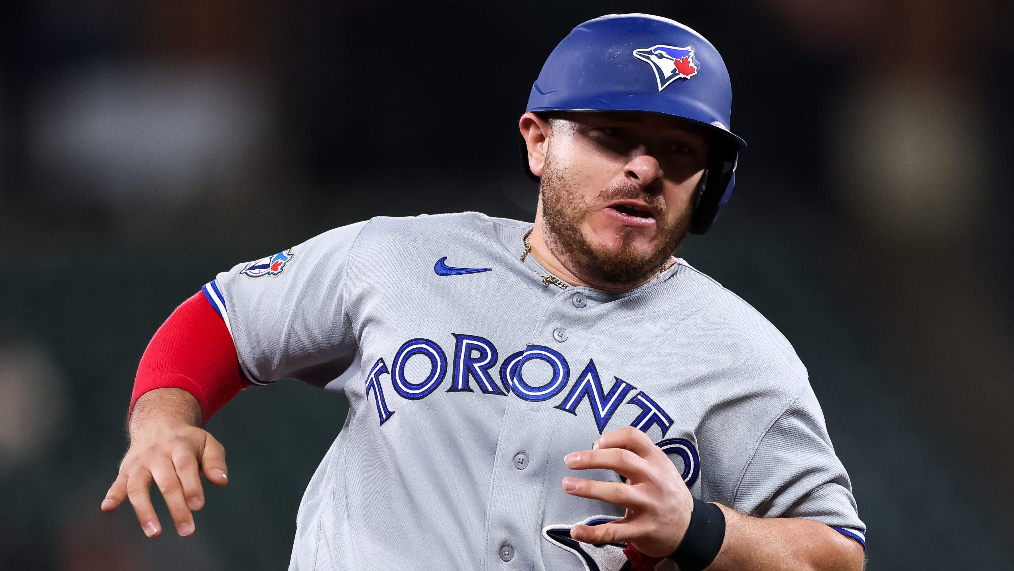 Blue Jays' Alejandro Kirk Shares Offseason News Amid Trade Chatter