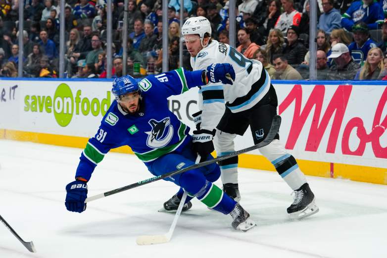 Utah Mammoth v Vancouver Canucks