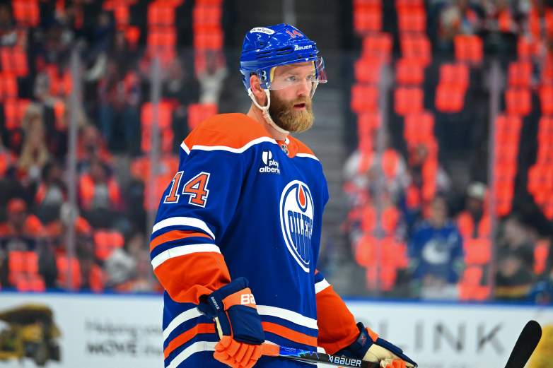 Vancouver Canucks v Edmonton Oilers