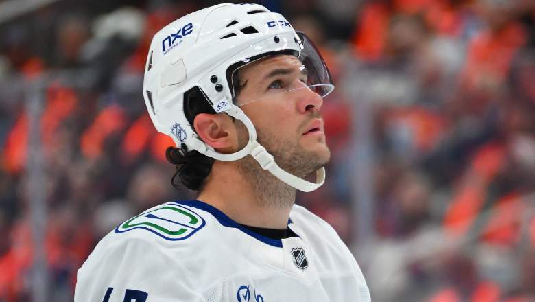 Vancouver Canucks v Edmonton Oilers