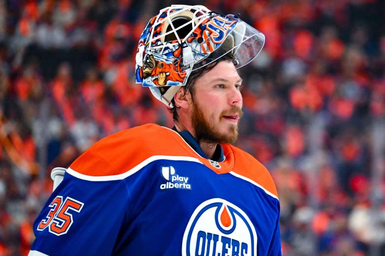 Vancouver Canucks v Edmonton Oilers