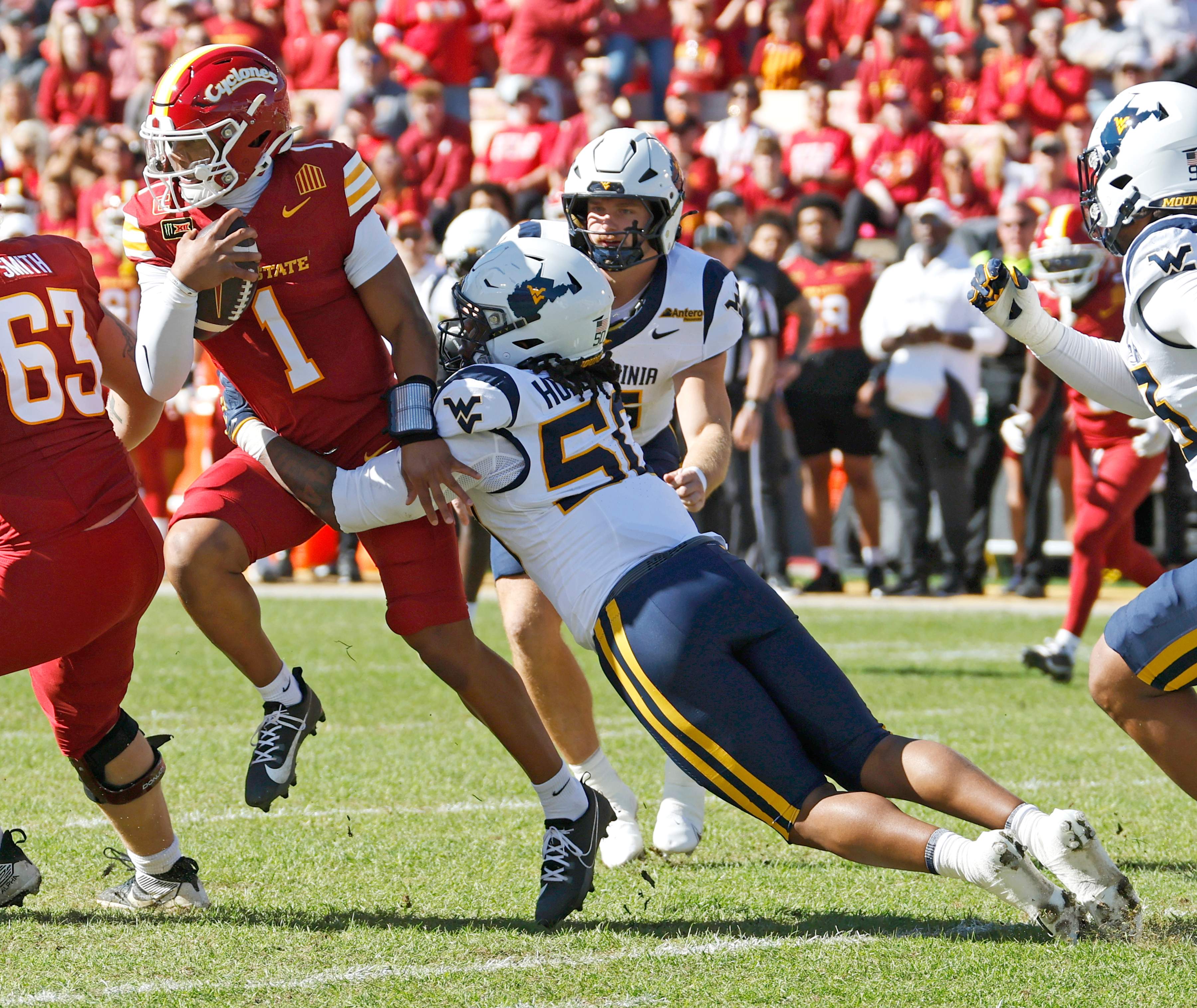 West Virginia v Iowa State