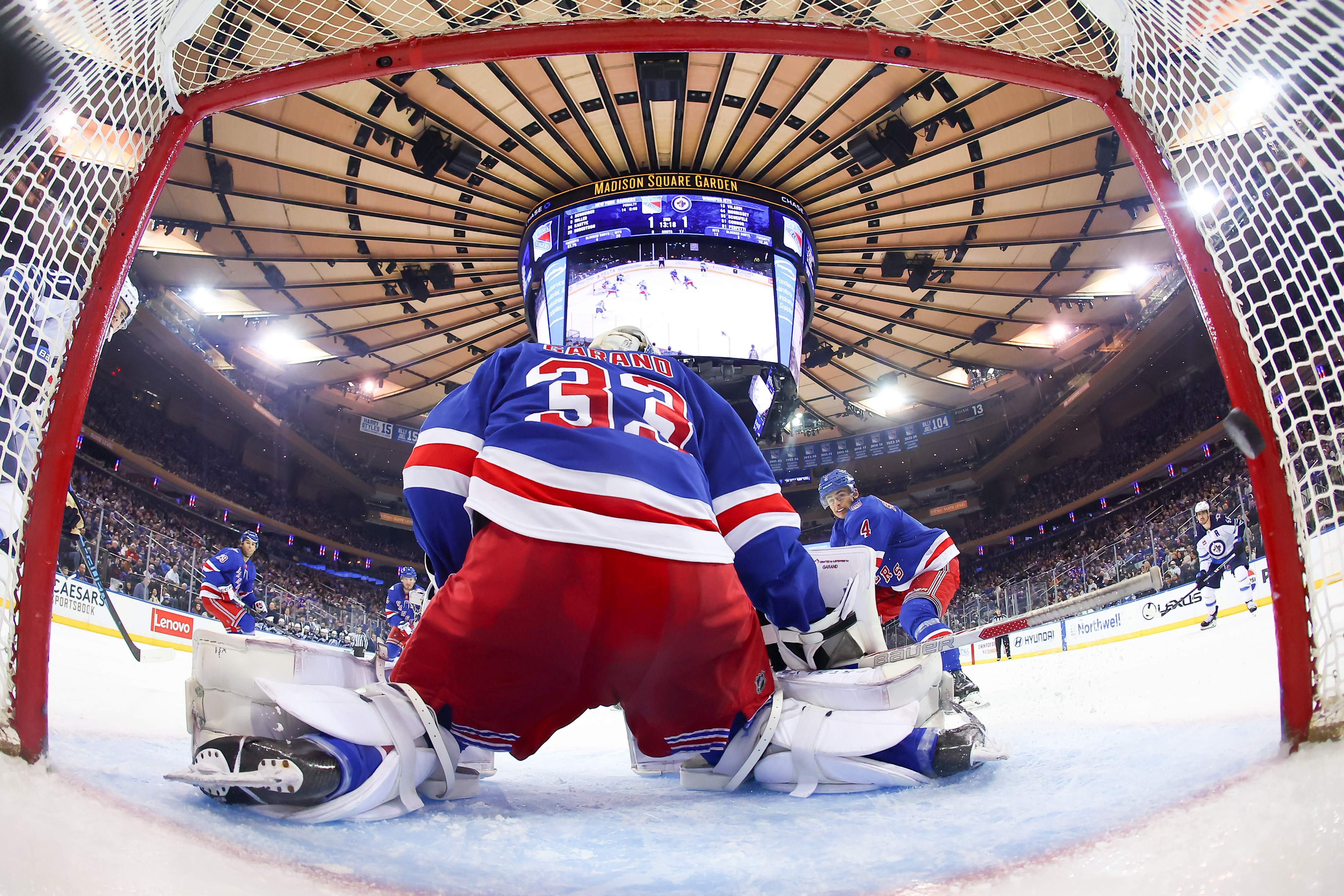 Winnipeg Jets v New York Rangers