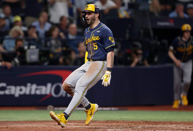 World Series: Milwaukee Brewers v Tampa Bay Rays - Game Three