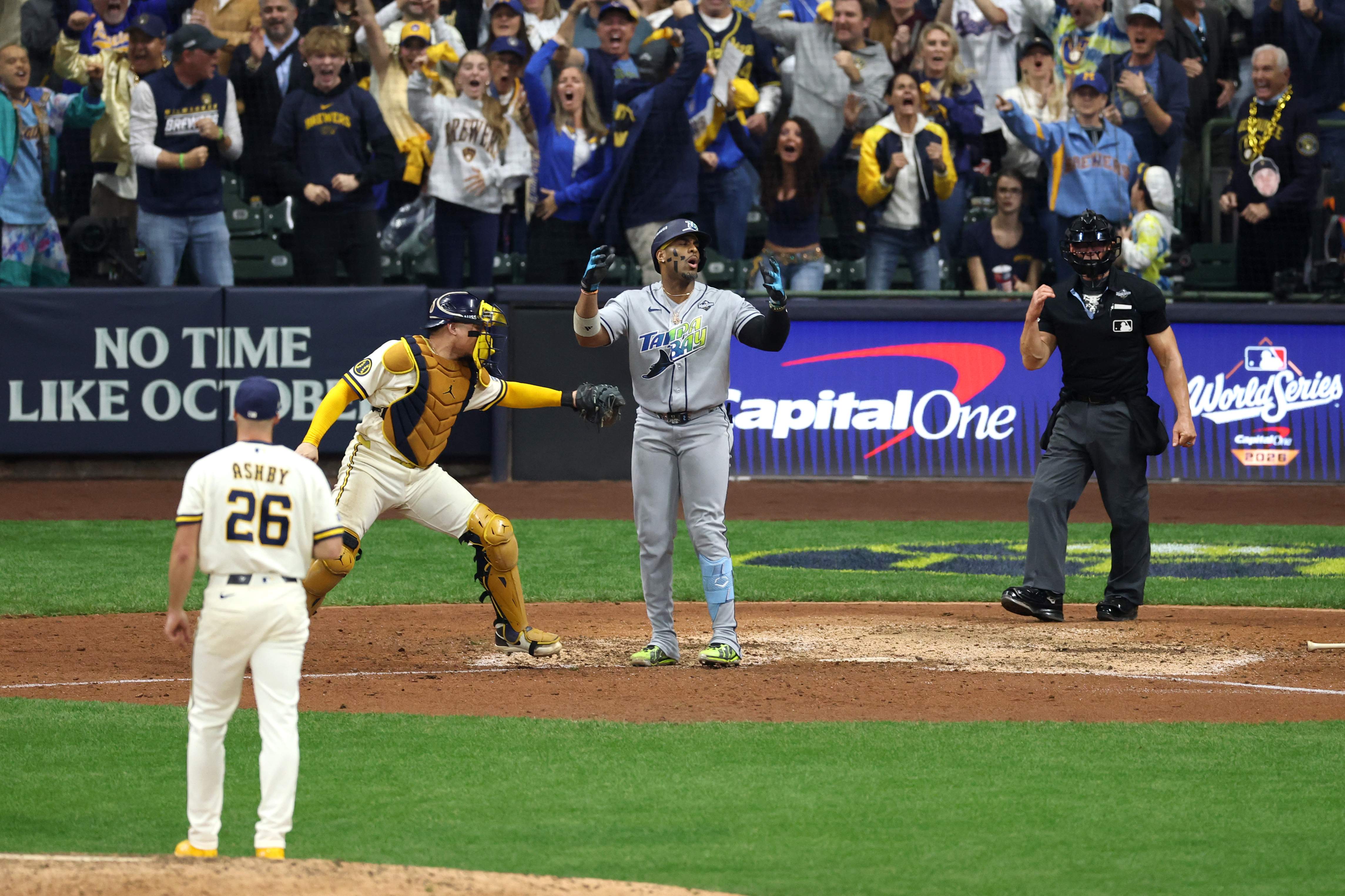 World Series: Tampa Bay Rays v Milwaukee Brewers - Game Two