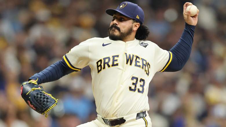 World Series: Tampa Bay Rays v Milwaukee Brewers - Game Two